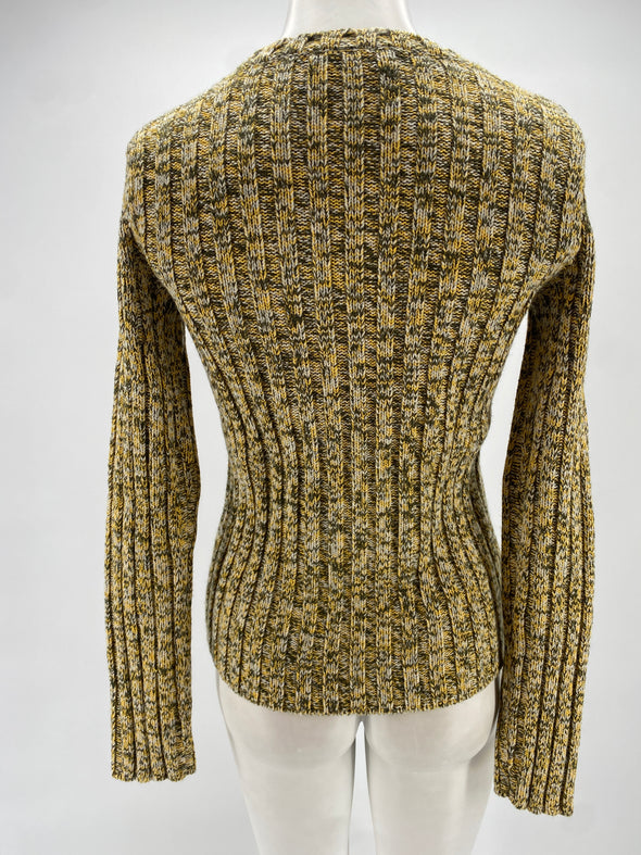Pull en maille jaune