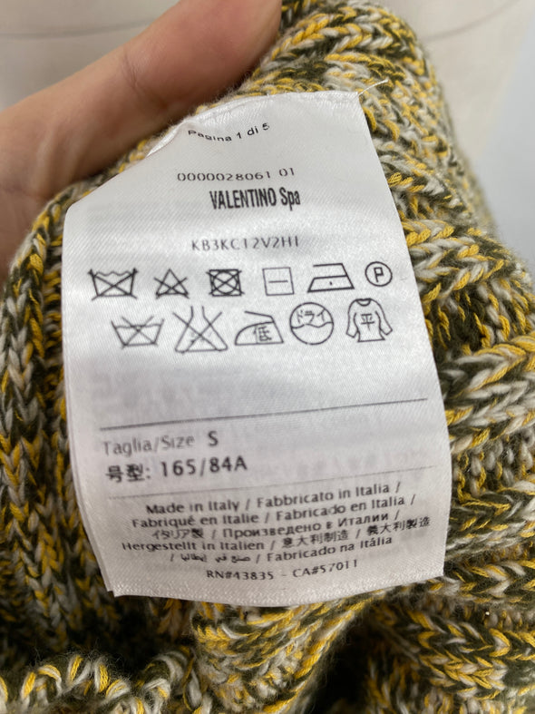 Pull en maille jaune