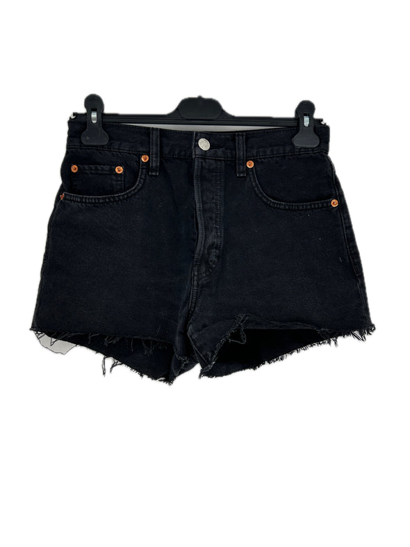 Short en denim gris foncé