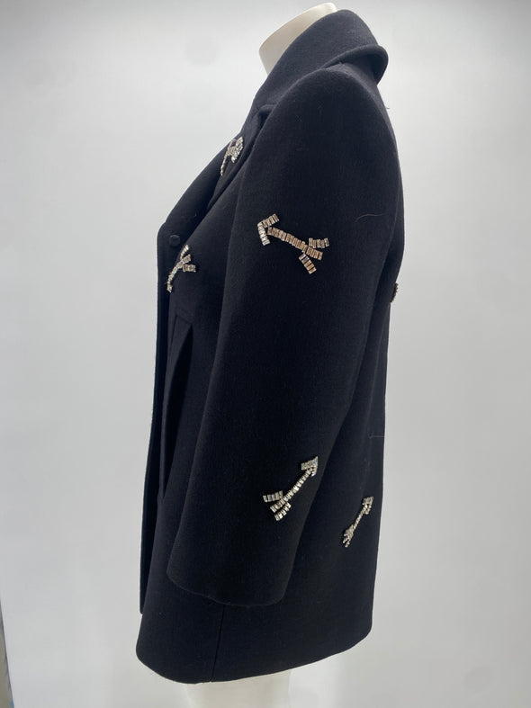 Manteau noir avec flèches strass