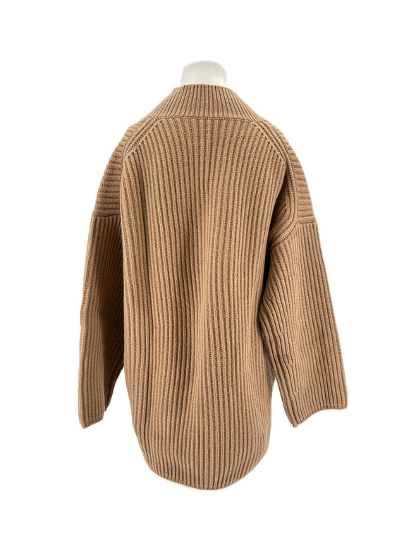 Pull en laine camel
