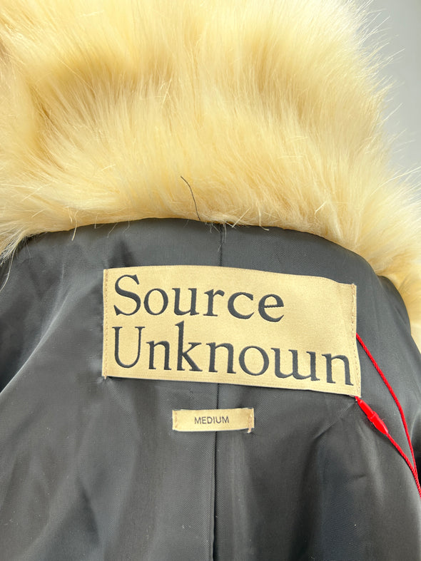 Manteau en fausse fourrure