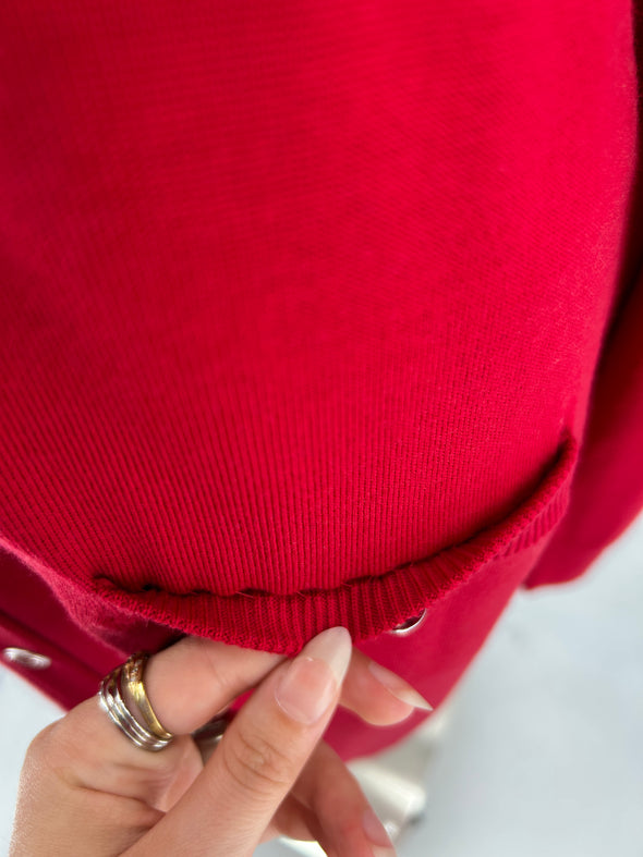 Veste en laine rouge