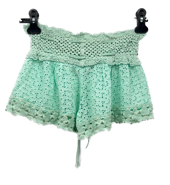 Short en dentelle vert