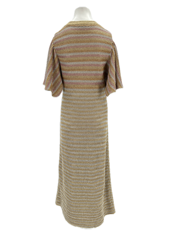 Robe en maille dorée