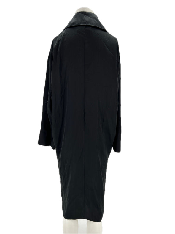 Robe en soie noire