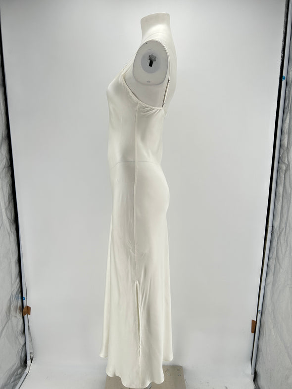 Robe en soie blanche