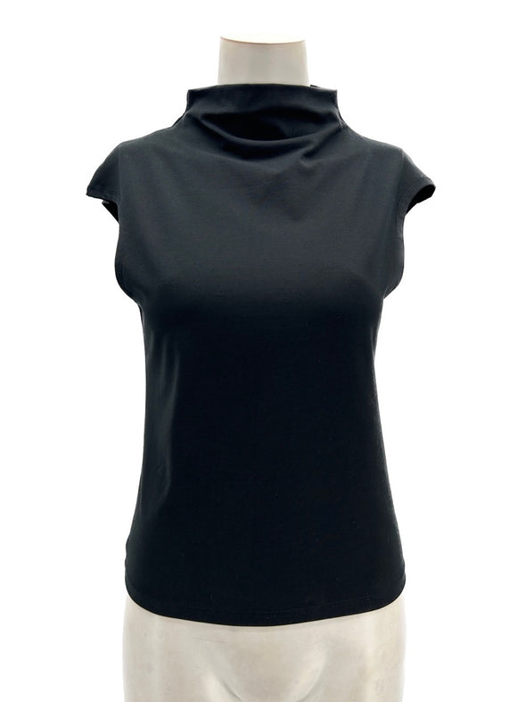 T-shirt noir à col roulé