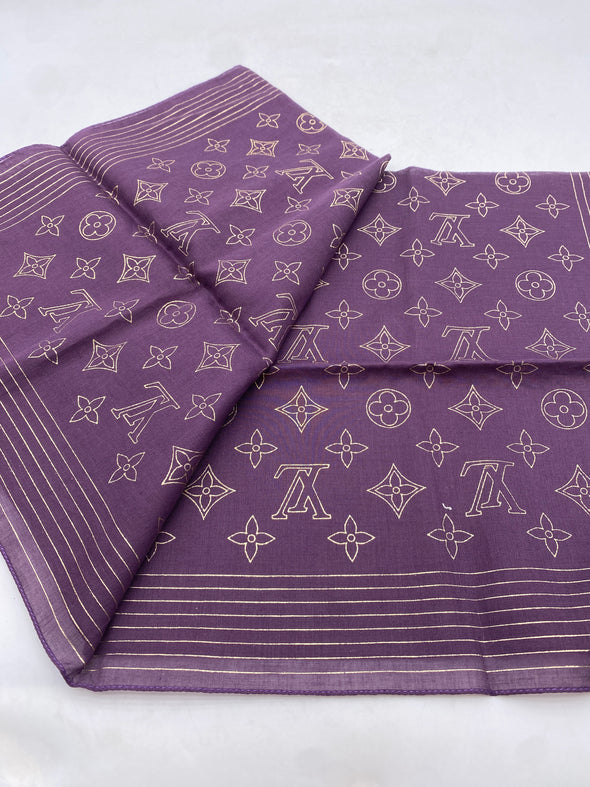Foulard violet motif logo