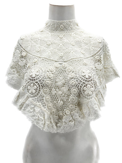 Top blanc en dentelle