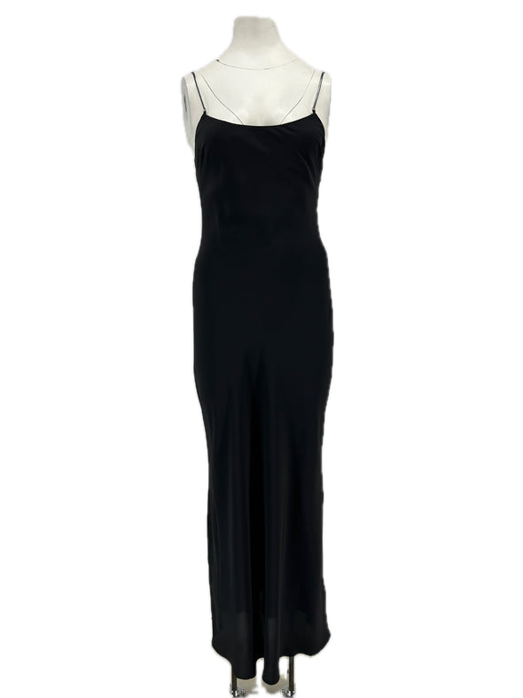 Robe en soie noire