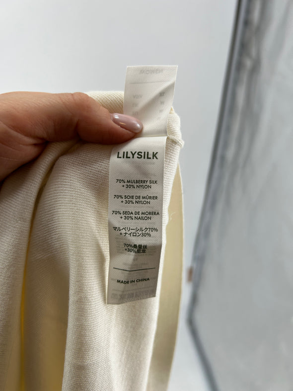 Tee-shirt en soie sans manches