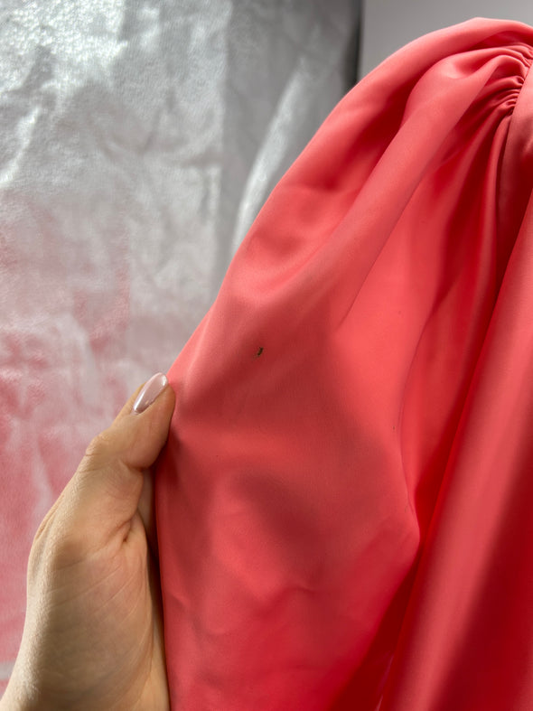 Robe rose