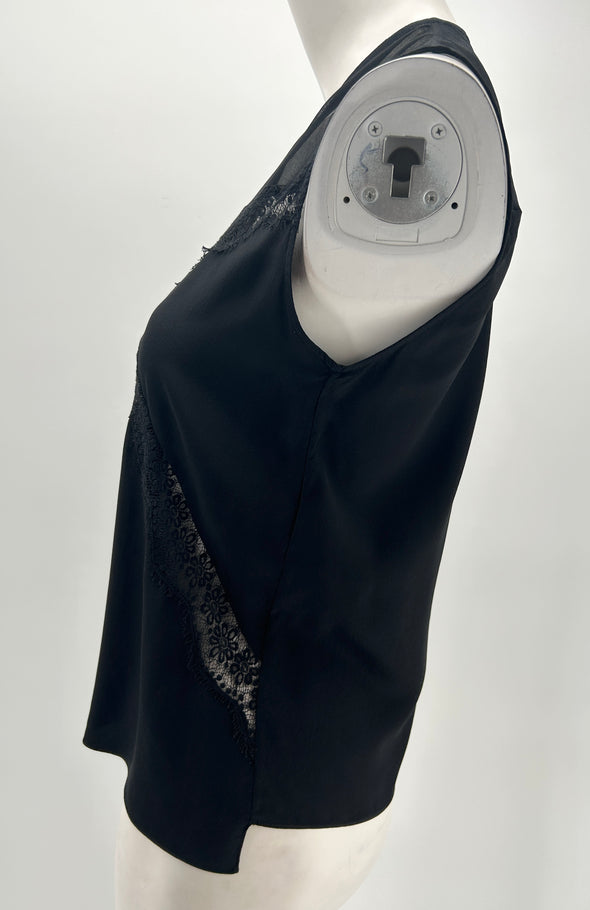 Top noir à dentelle en soie