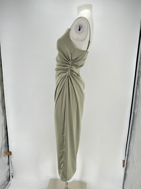Robe satinée verte