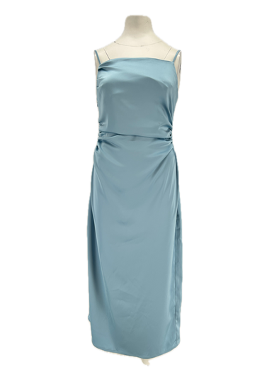 Robe satinée bleue
