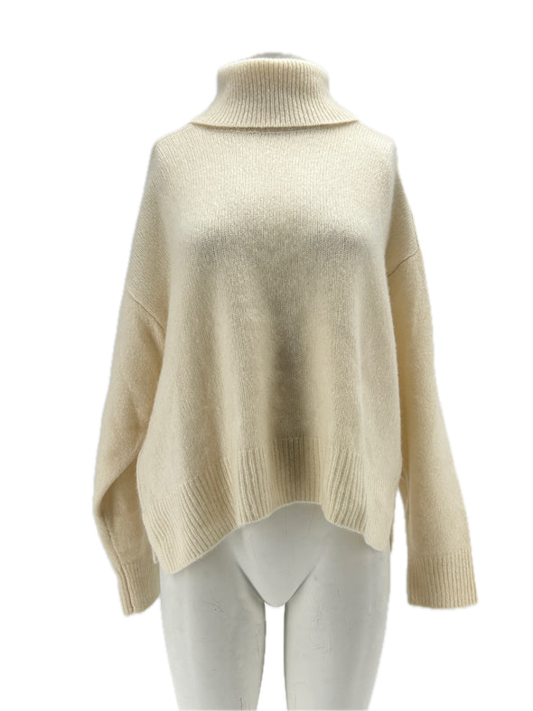 Pull col roulé en mélange de cachemire et de soie