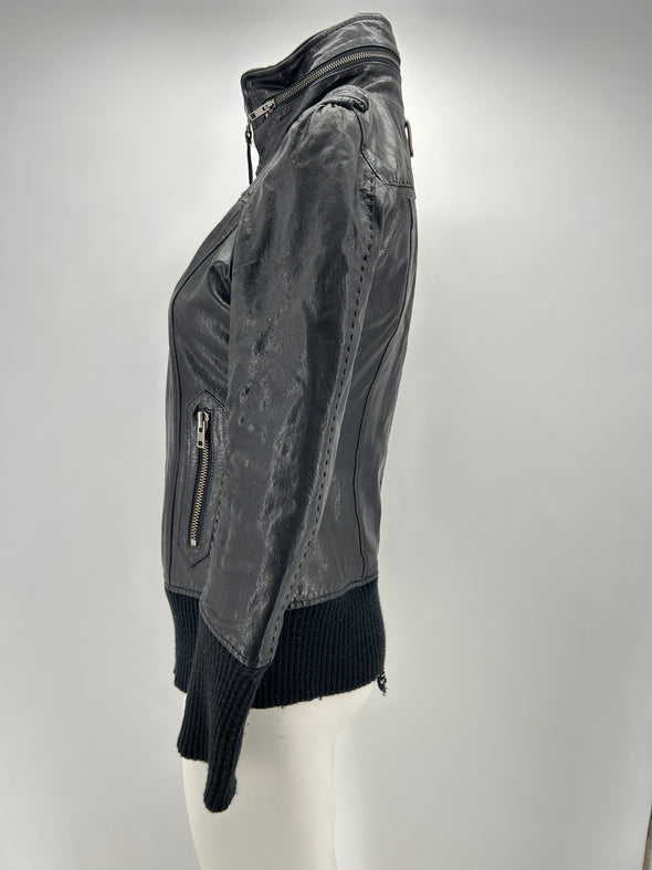 Veste en cuir noire
