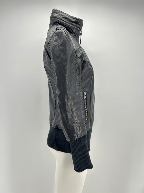 Veste en cuir noire