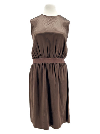 Robe en soie marron