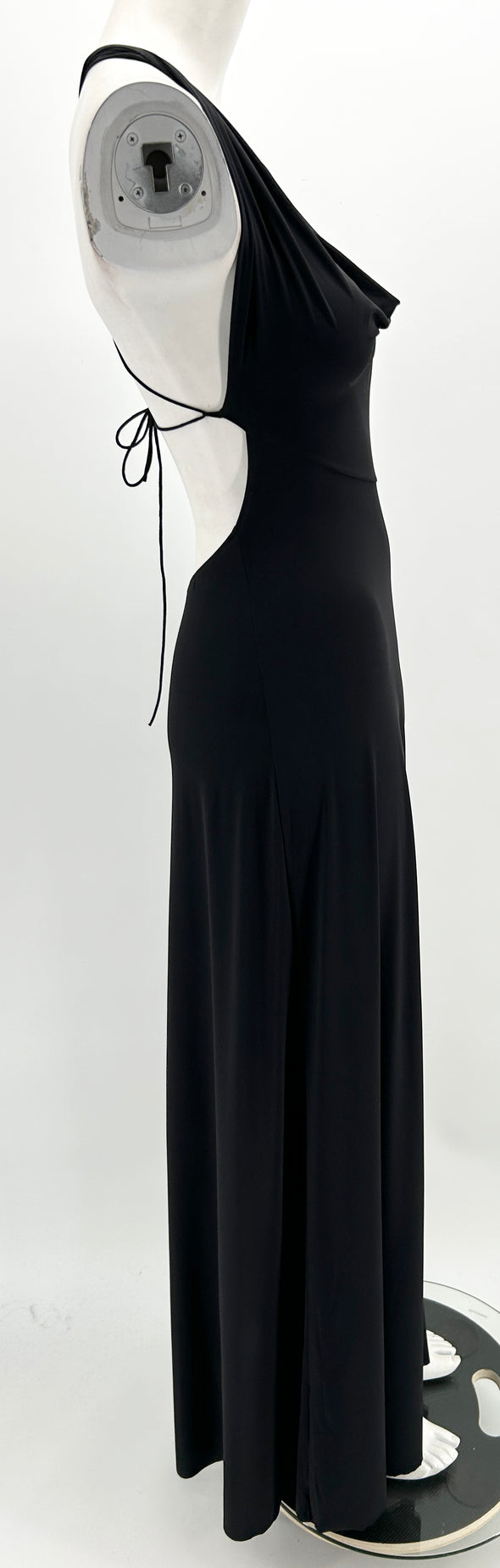 Robe noire asymétrique "Iselin"