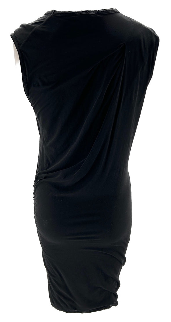 Robe noire mi-longue