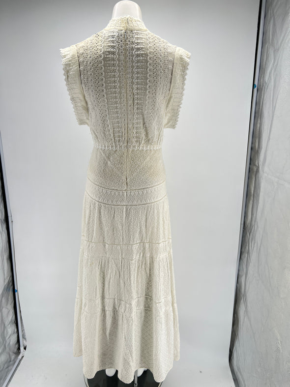 Robe longue blanche à dentelle en coton