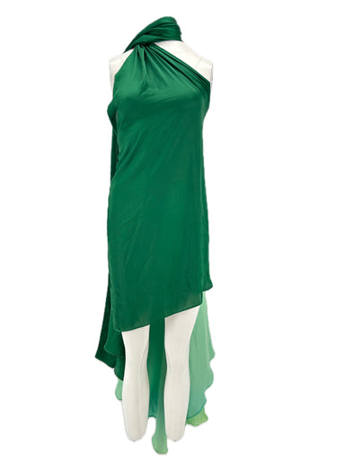 Robe verte avec foulard