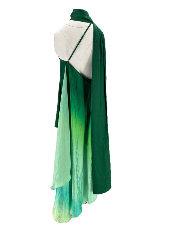 Robe verte avec foulard