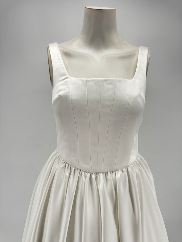 Robe blanche "Françoise in Crème Chantilly"