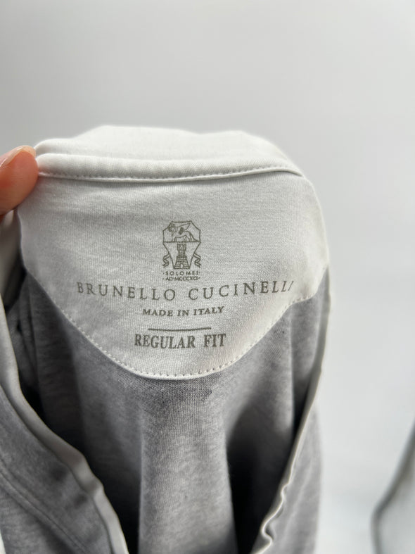 T-shirt gris avec bordures blanches