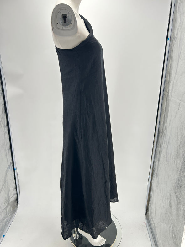 Robe asymétrique noire
