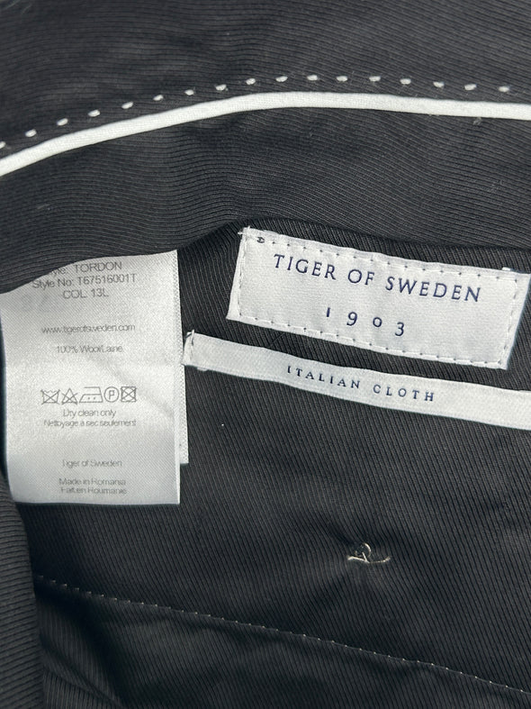Pantalon gris à pinces en laine