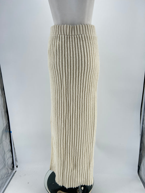 Longue jupe en laine écru