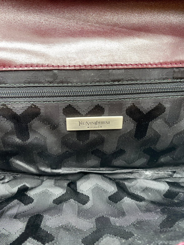 Pochette bordeaux