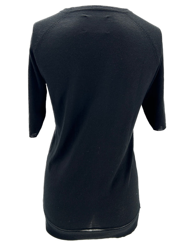 Pull noir en soie à manches 3/4