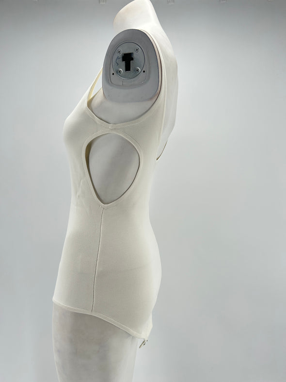 Body blanc avec détails dorés