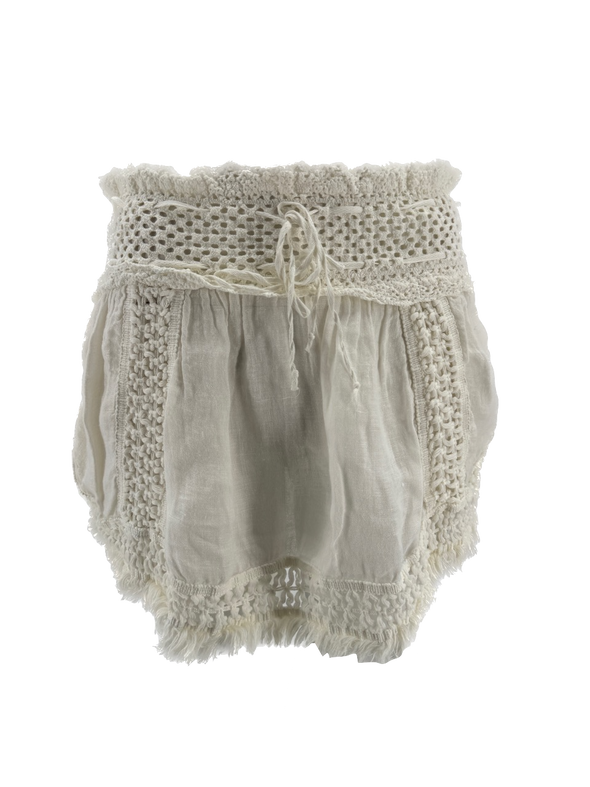 Jupe blanche à franges en dentelle