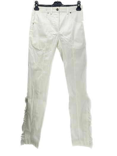 Pantalon blanc avec volants sur les côtés