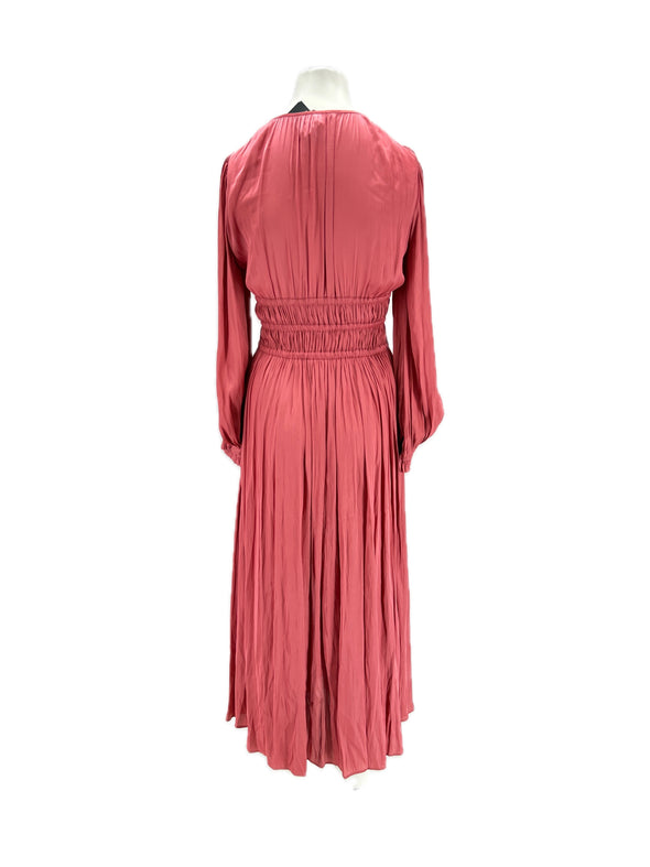 Robe rose