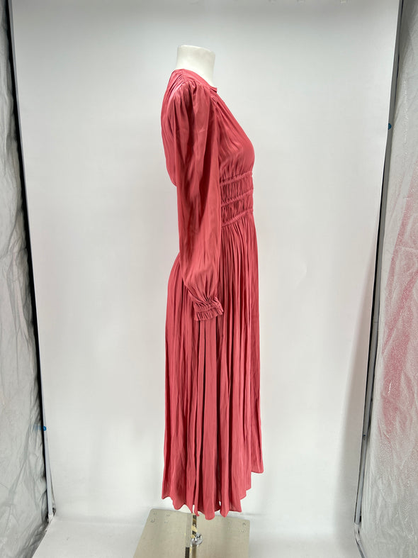 Robe rose