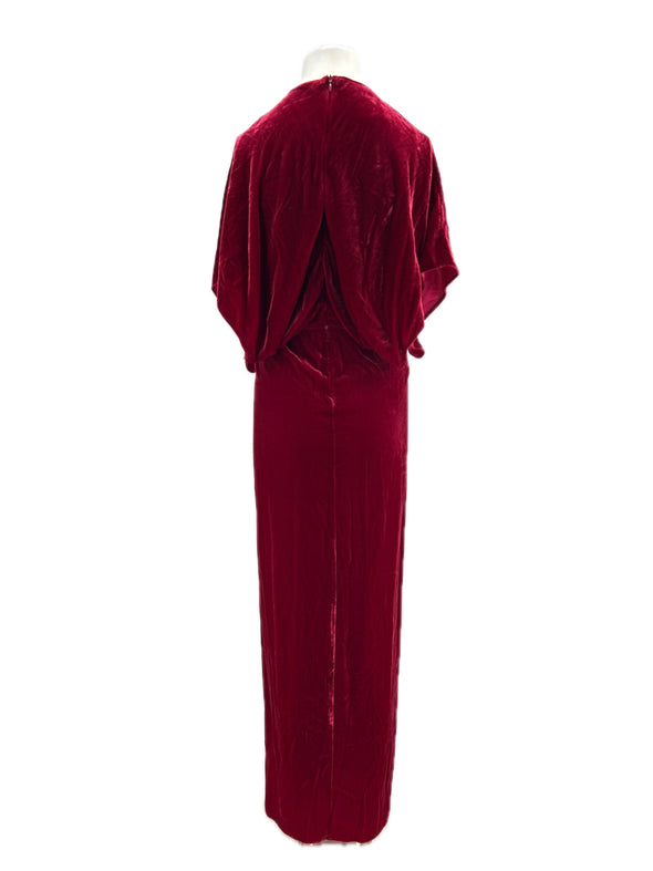 Robe en velours rouge