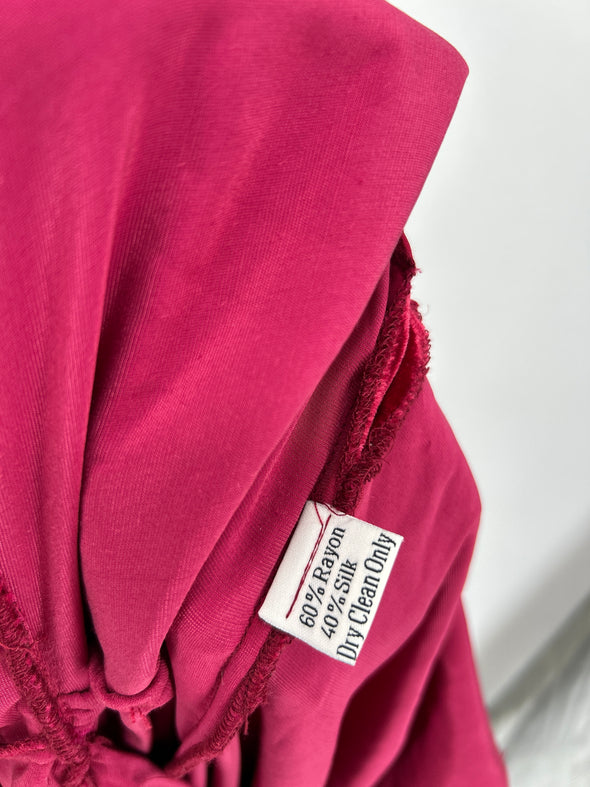 Robe en velours rouge