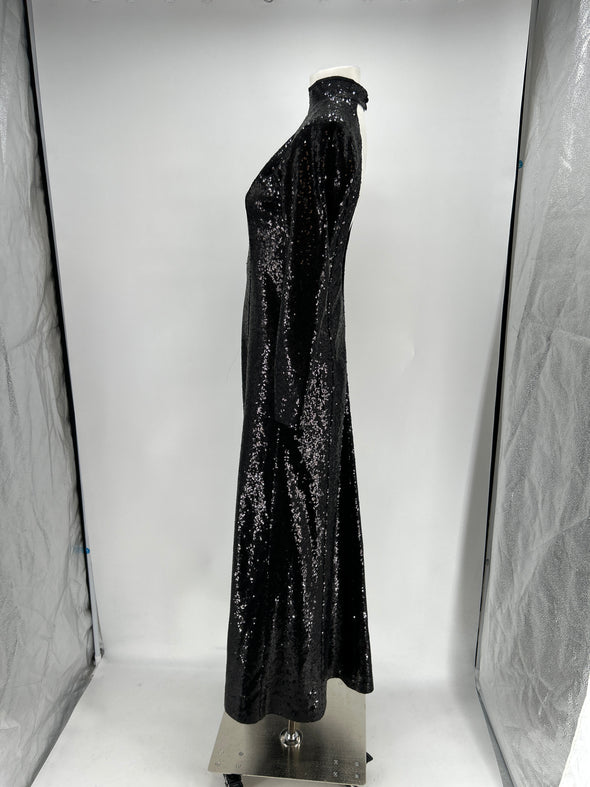 Robe noire à sequins