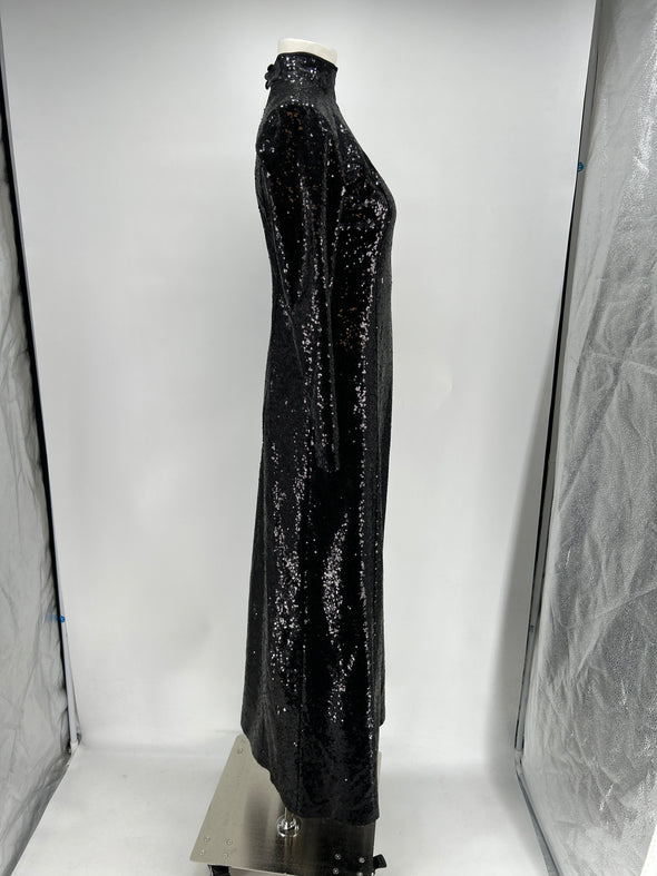 Robe noire à sequins