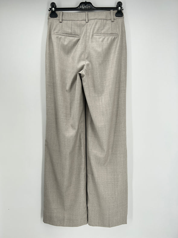 Pantalon à pinces gris "Sbiru"