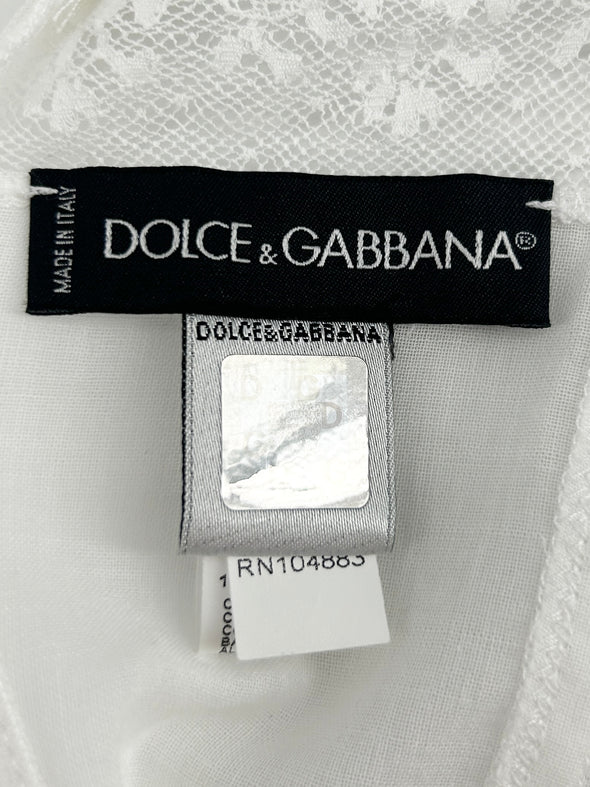 Robe blanche à dentelle