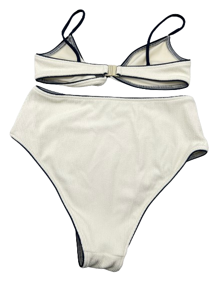 Maillot de bain deux pièces blanc et noir