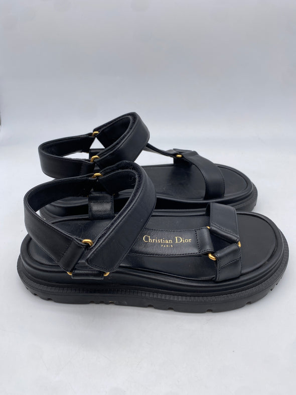 Sandales en cuir noir