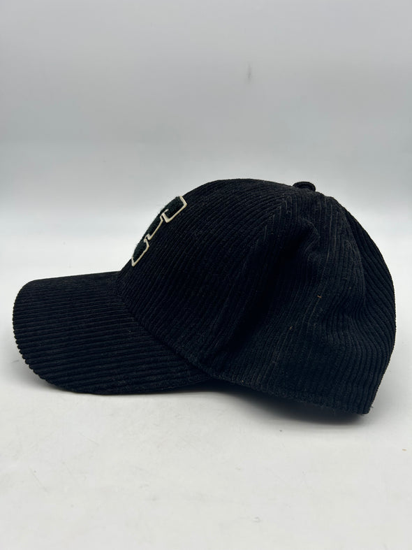 Casquette en velours côtelé